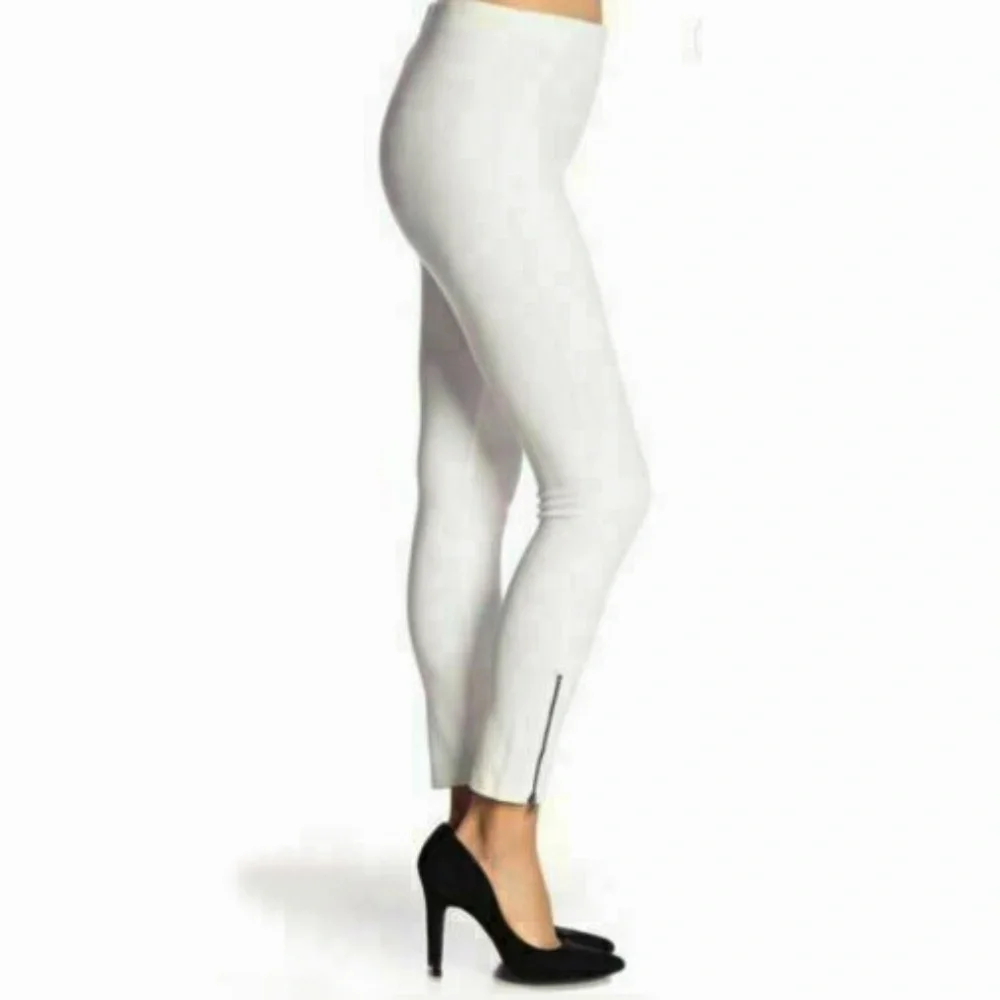 HUE | Ankle Zip Simply Stretch Twill Skimmer Legging | NWT - Picture 1 of 7